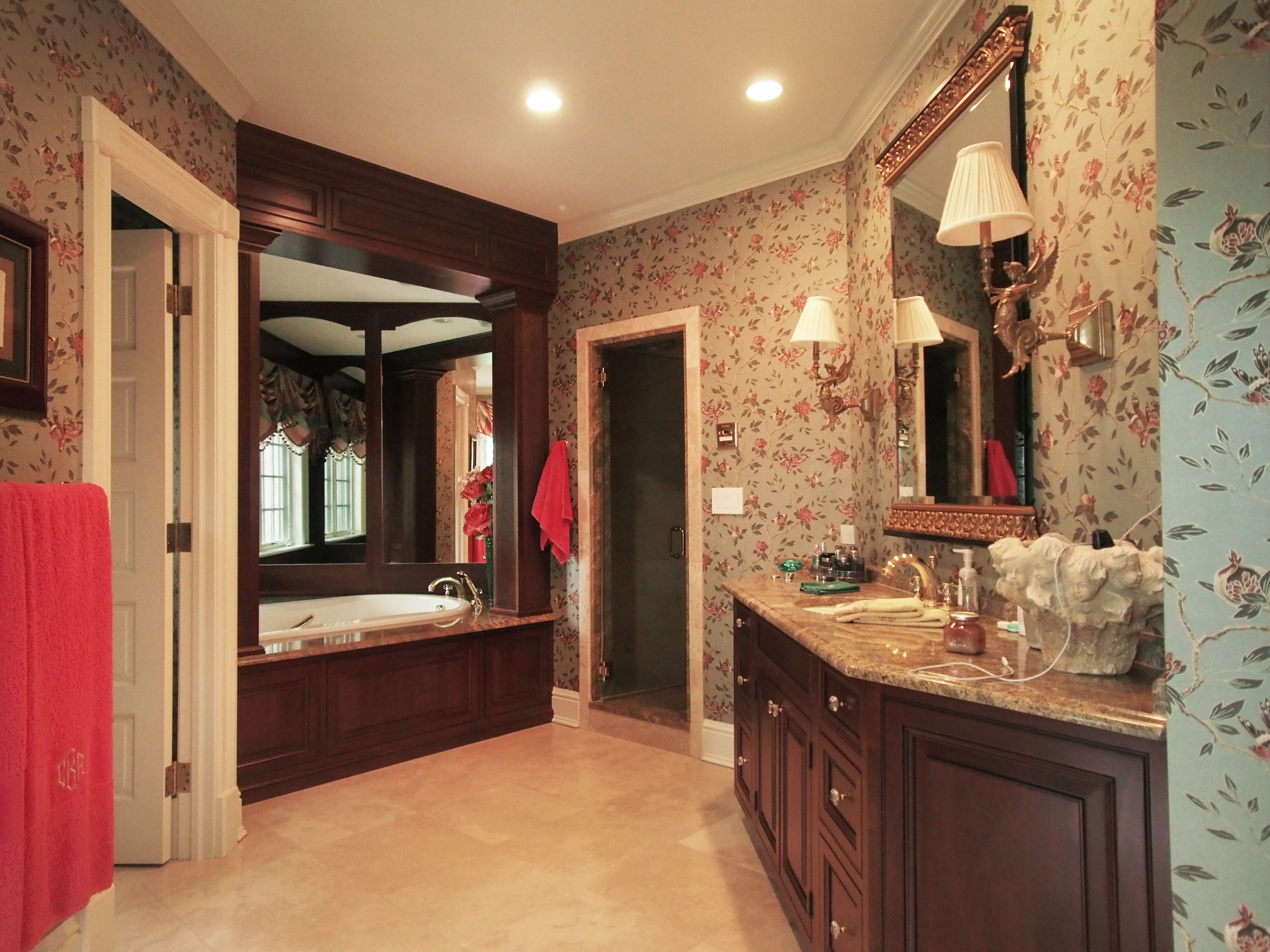 Stately in Armonk, The Master Bathroom
